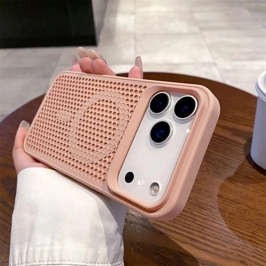 New magnetic honeycomb cooling phone case