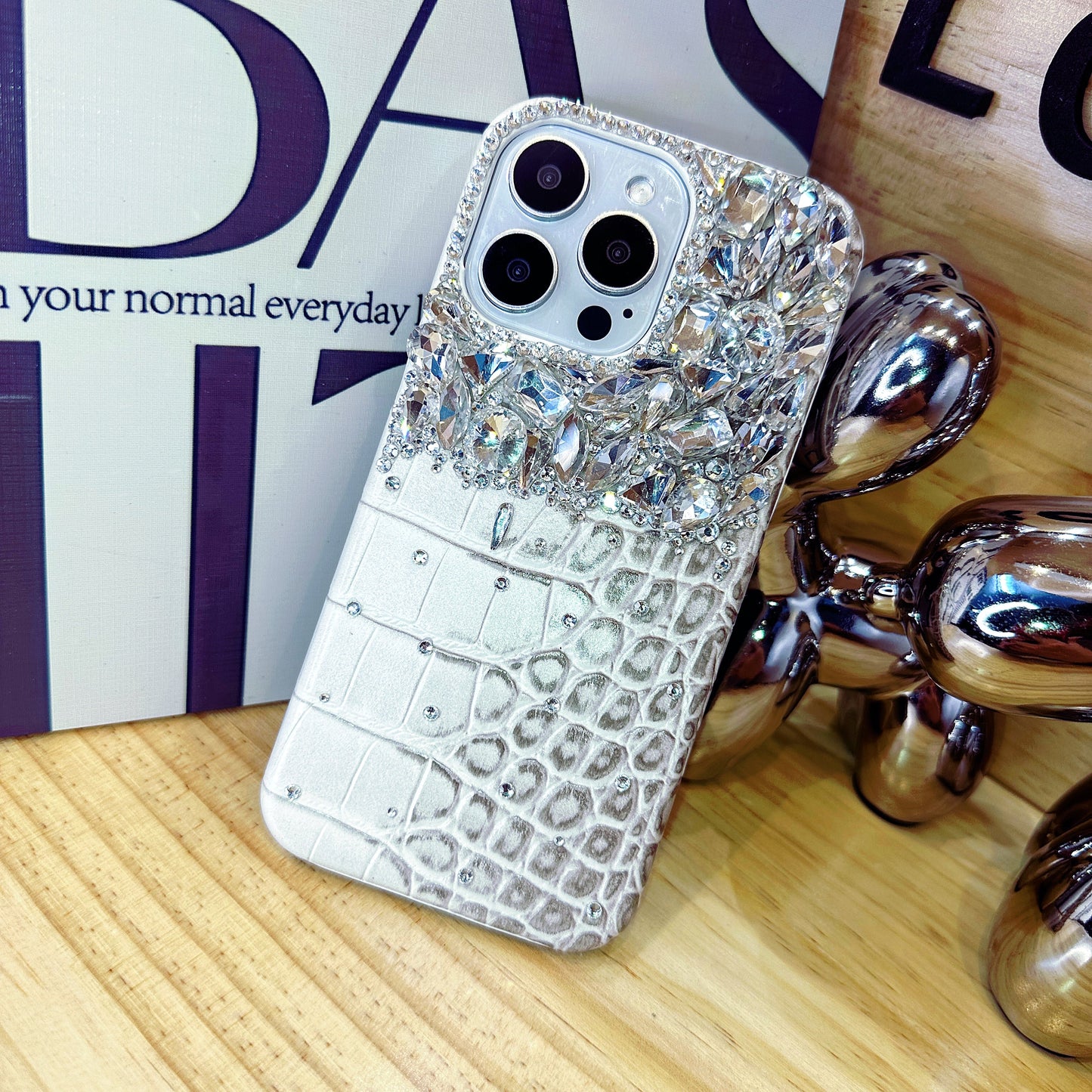 Crocodile Pattern with White Crystals Phone Case Compatible iPhone for iPhone 16 15 14 13 12 11 Plus Pro Max