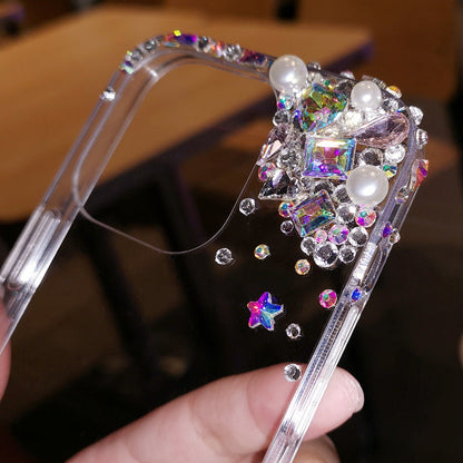 Coque iPhone faite à la main, minimaliste, ornée de diamants scintillants, avec coque arrière assortie.