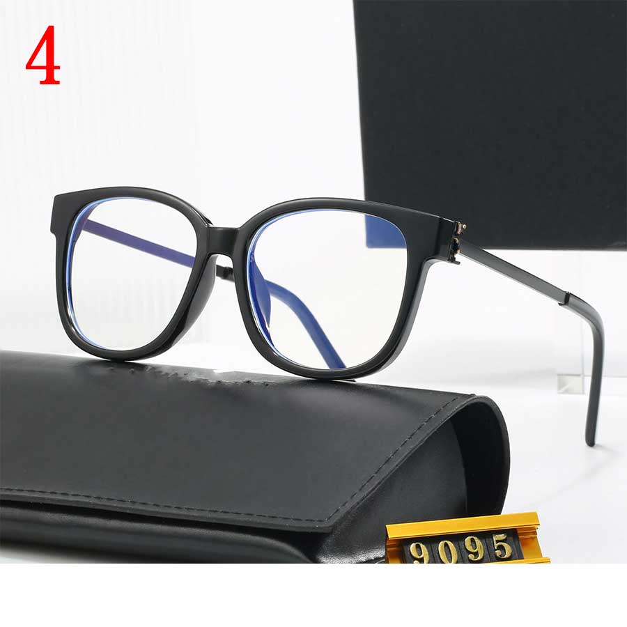 Insta Influencer Fashion Square Frame Plain Glasses Sunglasses Men Women Classic Travel Optical Glasses