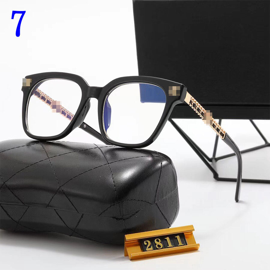 Insta Influencer Fashion Square Frame Plain Glasses Sunglasses Men Women Classic Travel Optical Glasses