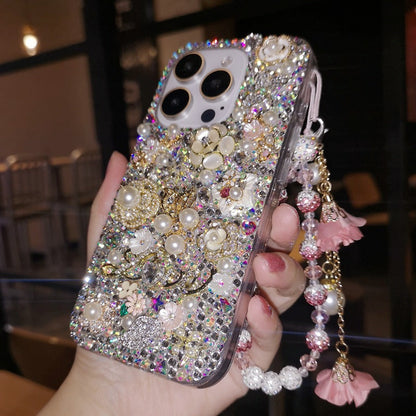 Magnifique cristal et perle scintillants avec des fleurs