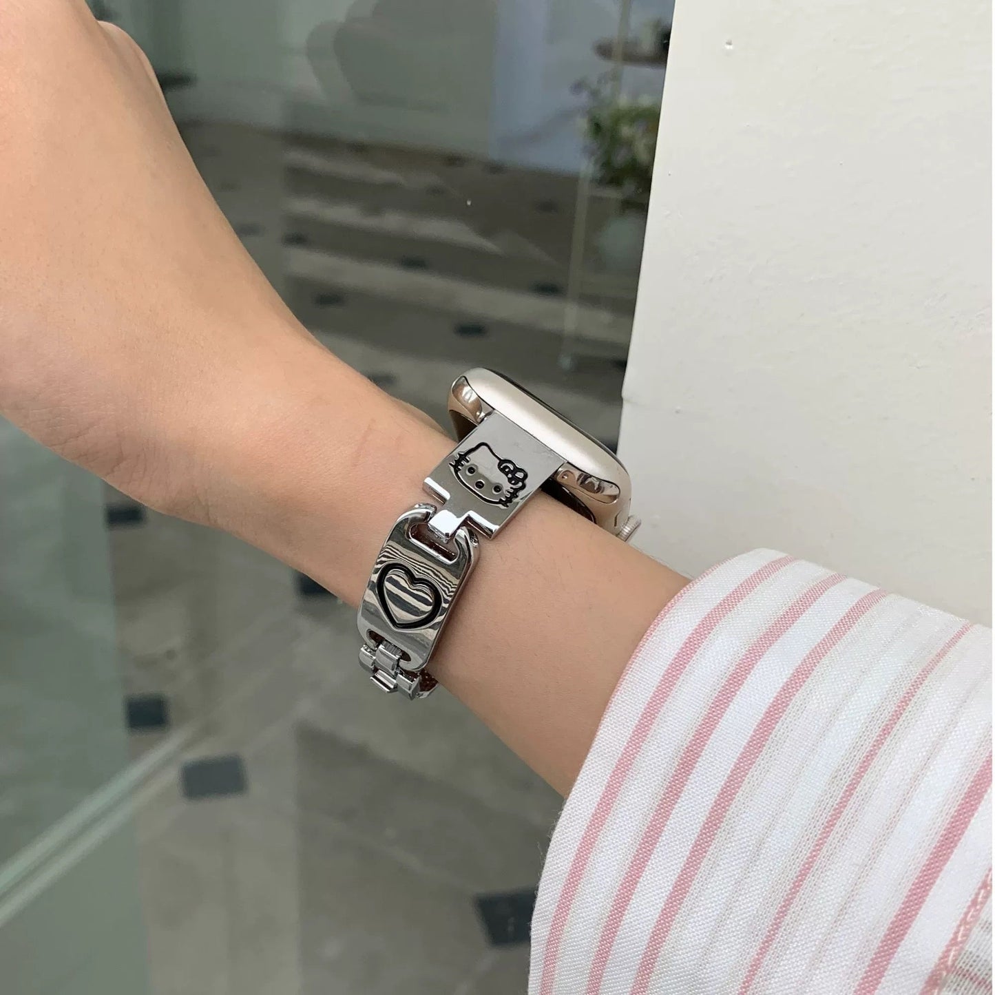Kitty Apple Watch Band Jewelry Metal Strap Bands  for iWatch Series wb