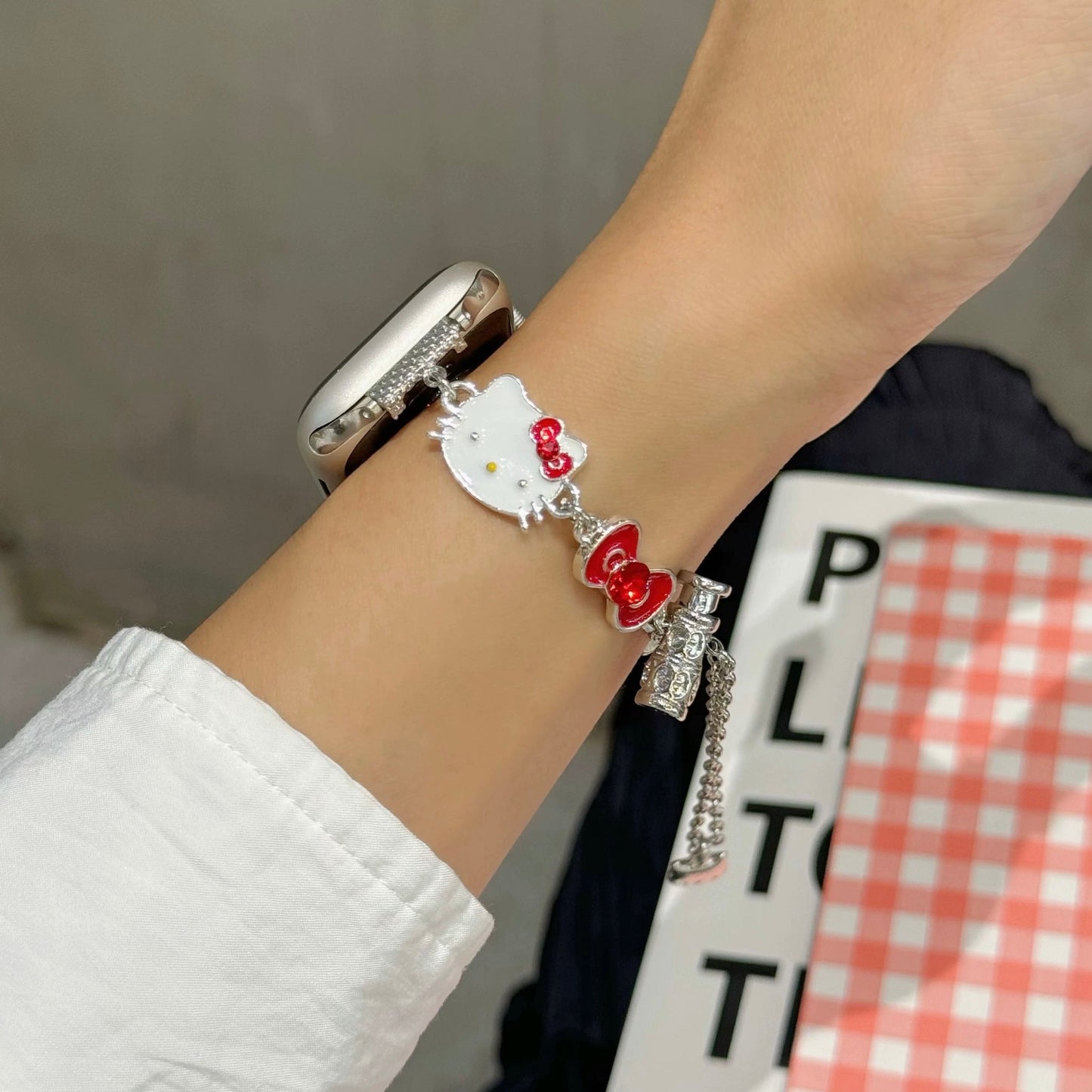 Kitty Charm Bracelet Adjustable Apple Watch Band Jewelry Metal Strap Bands  for iWatch Series wb