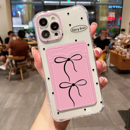 Étui souple transparent avec porte-cartes pour iPhone 13, 11, 16e, 15, 12, 14, 17, 16 Pro Max, 7 Plus, XR et SE. Motif floral esthétique.