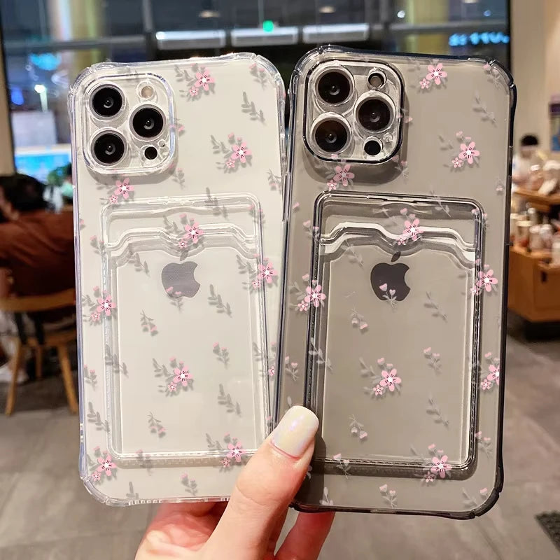 Étui souple transparent avec porte-cartes pour iPhone 13, 11, 16e, 15, 12, 14, 17, 16 Pro Max, 7 Plus, XR et SE. Motif floral esthétique.