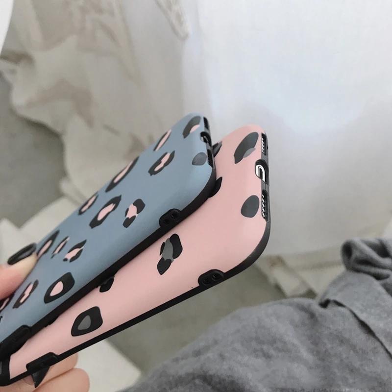 Leopard Print Silicone Case For iPhone 17 Air 16 15 14 13 12 11 Pro Max X XR XS Max 7 8 Plus