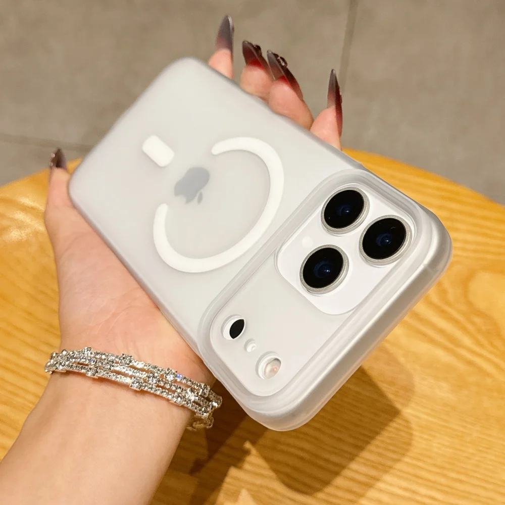for iphone17proMax Case Magsafe Full Clear Matte Ultra thin Magnetic Case for iPhone 17 15 16 pro Max Slim Transparent Cover