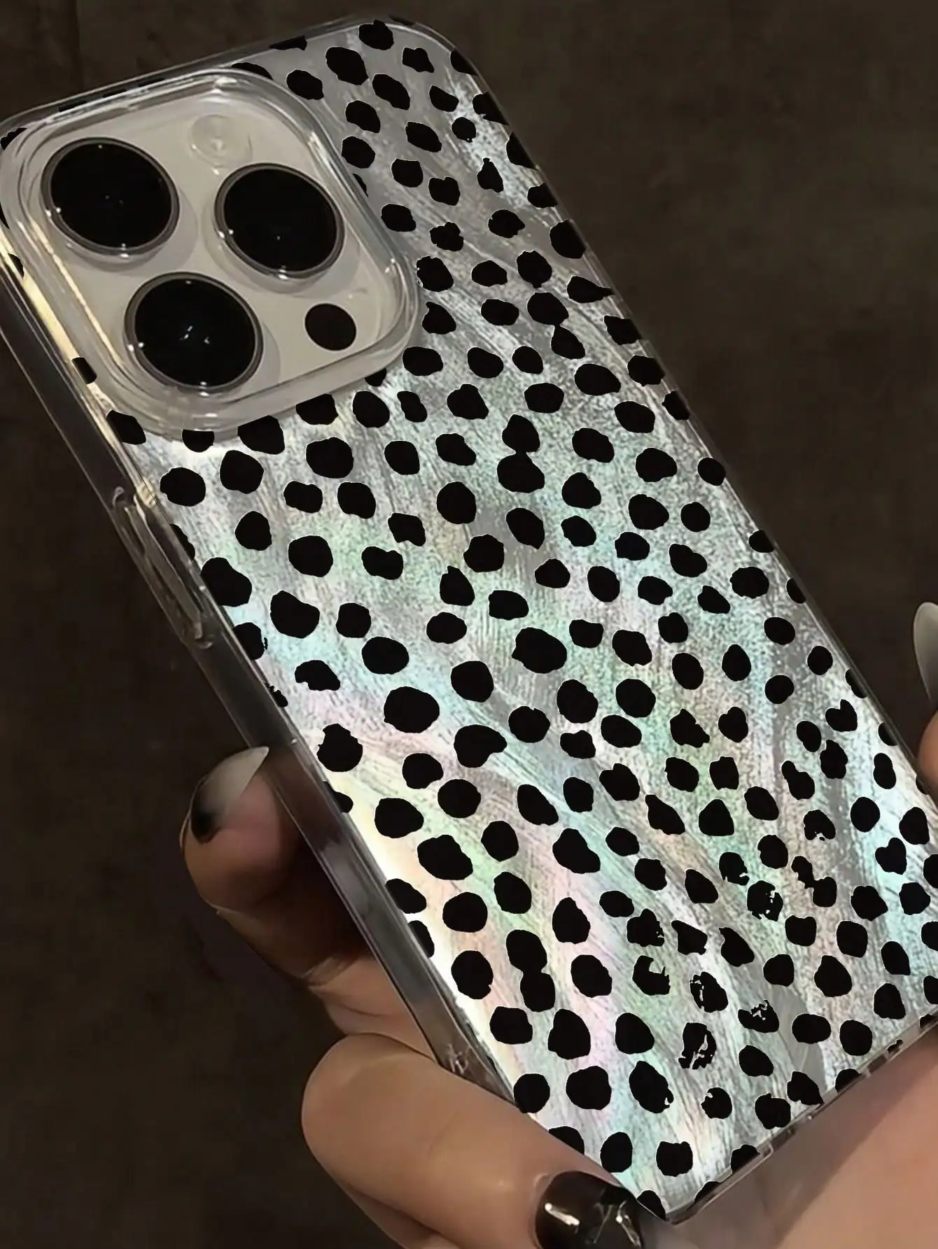 Leopard Love Point Print Phone Case For iPhone 16 17 Pro Case iPhone 15 14 13 12 11 Pro Max 17 Air 16E 7 8 Plus Shockproof Cover