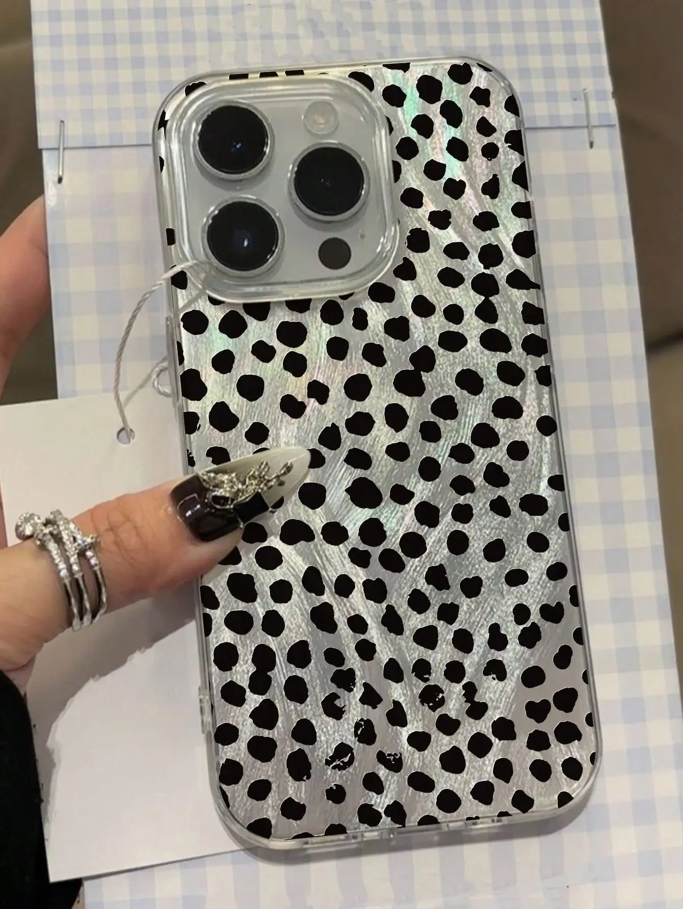 Leopard Love Point Print Phone Case For iPhone 16 17 Pro Case iPhone 15 14 13 12 11 Pro Max 17 Air 16E 7 8 Plus Shockproof Cover