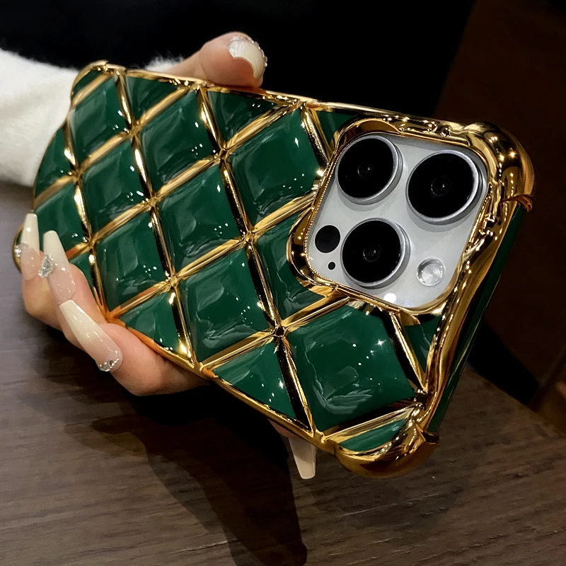 Luxury Plating Diamond Lattice Grid Shockproof Phone Case for iPhone 17 16 14 11 12 13 15 Pro Max Silicone Plated Gold Cover