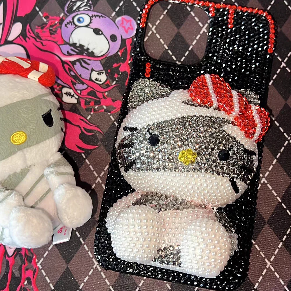 S56f680a6e653494dae32cb77611a7cfez.webp Cute Kitty Cat Rhinestone Bling Crystal Phone Case Chain For iPhone 16 12 13 14 15Pro Max X Xs XR 7 8 Plus SE 2 3 10 Transparent Bu