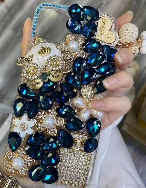 S5bd230285f7e4d1cb86f708dc71d9029W-2.webp Capa Rhinestone Love Case For iphone 16 15 Plus 14 13 Pro 12 Mini 11 Pro 17 Air XR 7 8 PLUS Phone Case Diamond Cover coque