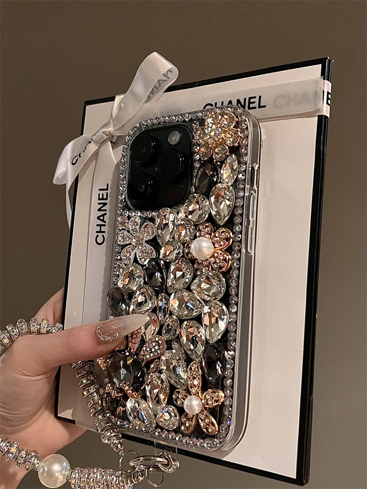 S780a477a6bc549caaf35438284f2ab81r.webp Luxurious Glitter Phone Case For iPhone17 15 14 13 12 11 16ProMax Plus Diamond Bling For iPhone16 17 Pro With Chain
