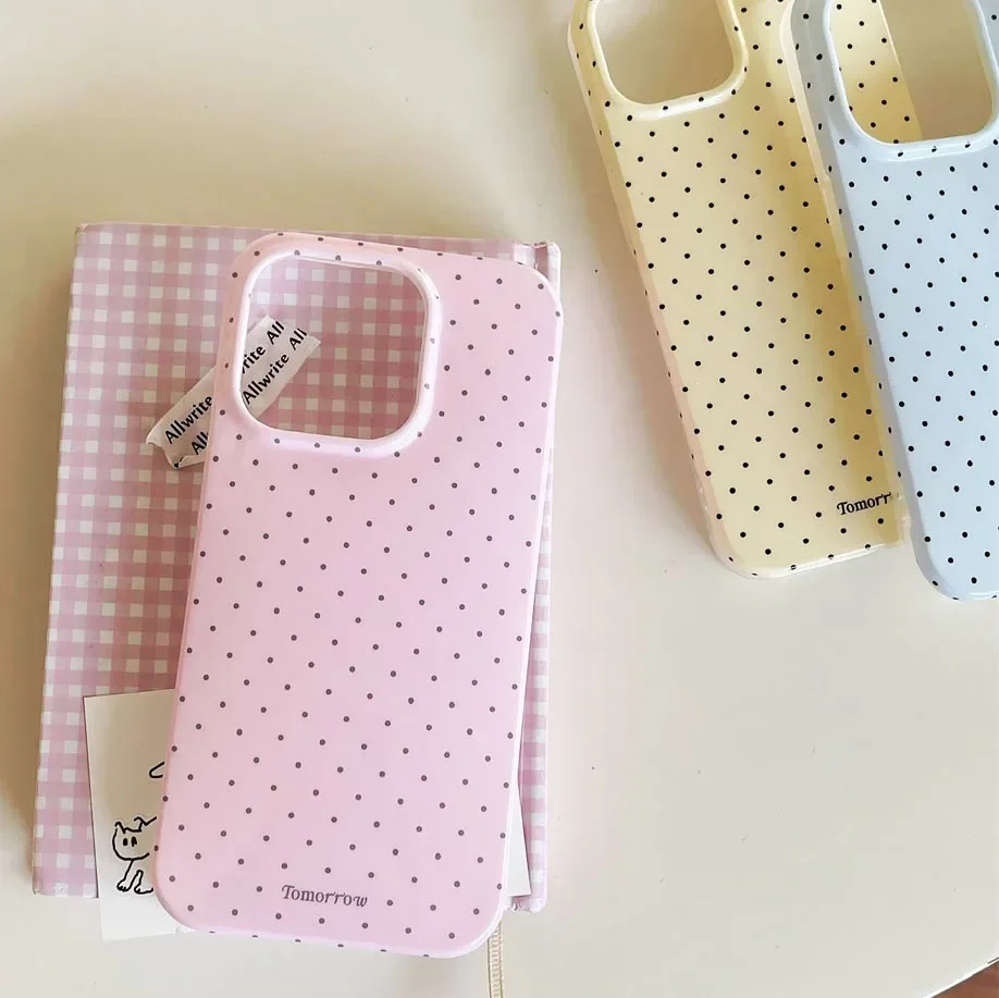 S810b7e7682244d5d8f648c12d4d25112I-1.webp INS Polka Dot Small Fresh Mobile Phone Case for iPhone 17 16 15 14 13 12 Pro Max 11 Ultra Slim Shockproof Cover for iPhone 17Pro