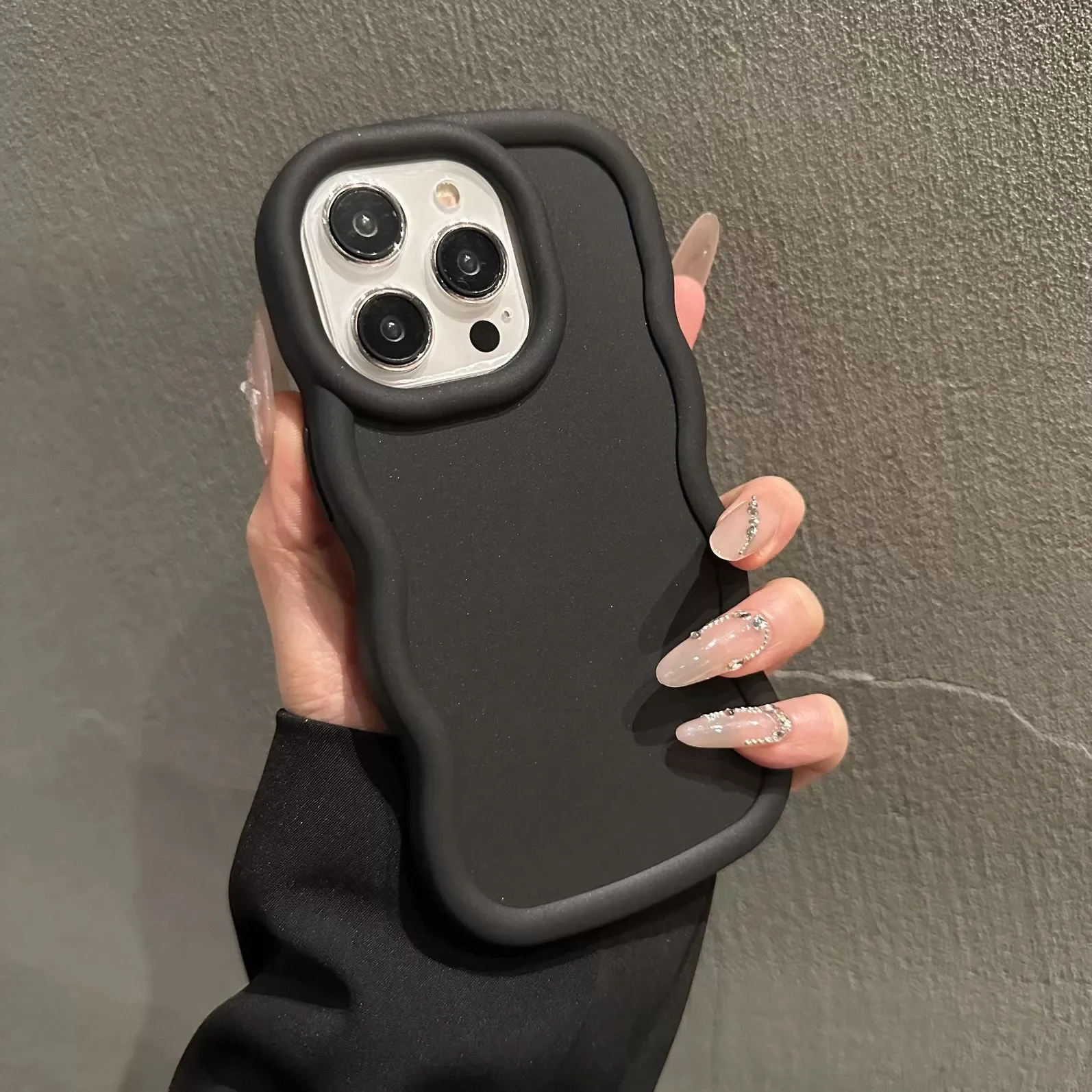 Sab942e41b8fa4e7ea151461434d2c50fe-4.webp Soft Candy Curly Wave Phone Case For iPhone 11 12 13 14 15 16 17 Air Pro Max 7 8 Plus X XR XS SE Shockproof Bumper Cover Capa