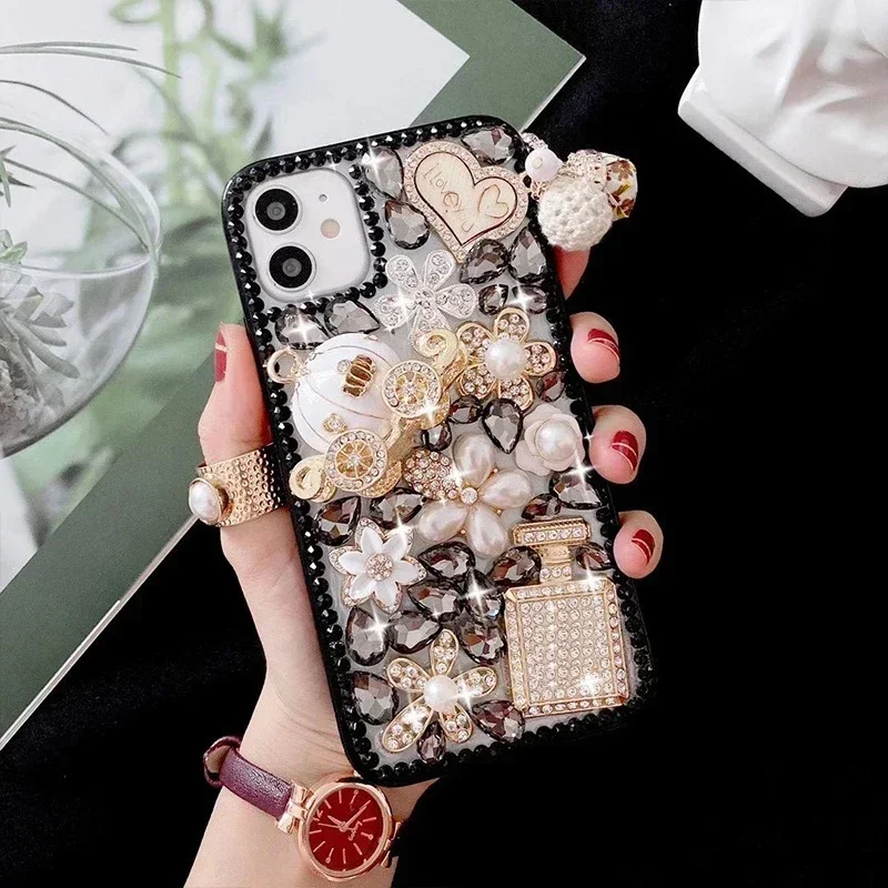 Se1a4999a1fea461cbf8ea76ce2300c921-2.webp Capa Rhinestone Love Case For iphone 16 15 Plus 14 13 Pro 12 Mini 11 Pro 17 Air XR 7 8 PLUS Phone Case Diamond Cover coque