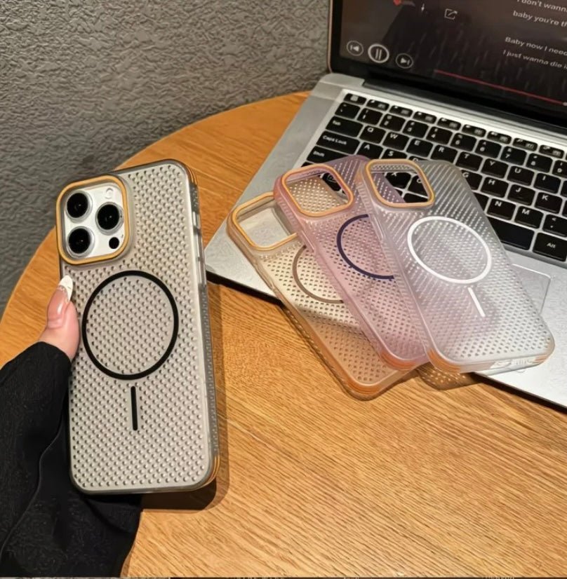 1BBD8092B234C8DC13548596724D26C4.jpg Hollow magnetic heat dissipation Apple phone case