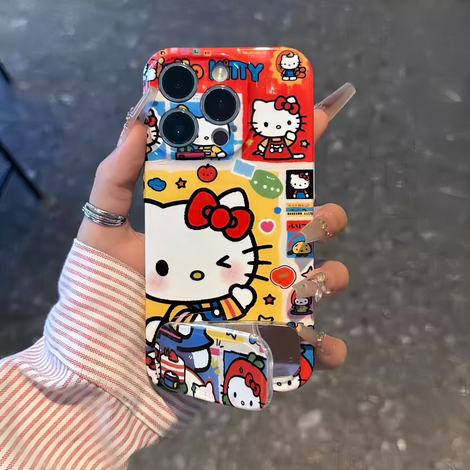 20260113201439_13401_157.jpg Cute cake-shaped Kitty stand phone case