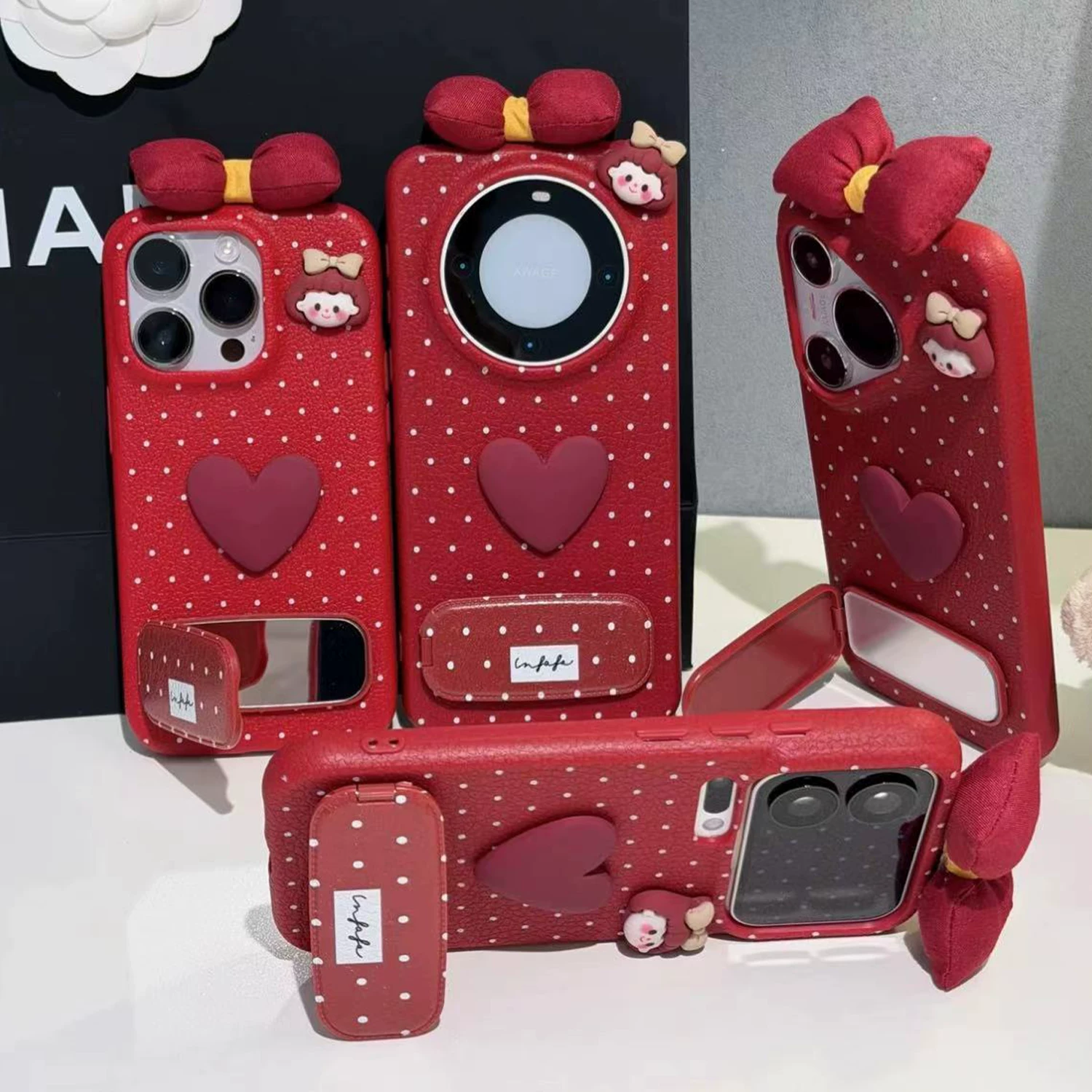 5520DFFC3B499E4540B2BB82AC888304.png Heart-shaped butterfly and strawberry girl phone case