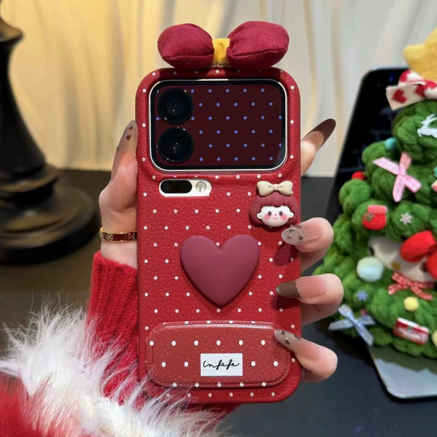 84A2F70088353DB45A3CC6CCB8A10911.png Heart-shaped butterfly and strawberry girl phone case