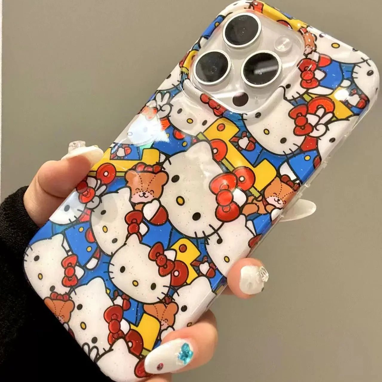 O1CN01xUQS3d2N0iWmgqkA3__2000979901_jpg_cd1ecb18-b1d6-4741-a315-0da87eda028b.jpg Cute full screen driving Kitty phone case