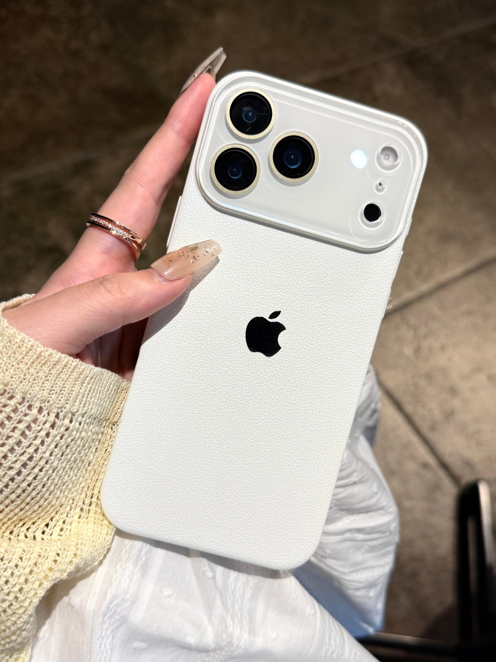 IMG-7272_d5359163-6d45-41dd-aaed-5f0090a43496.jpg Lychee texture hard case for iPhone