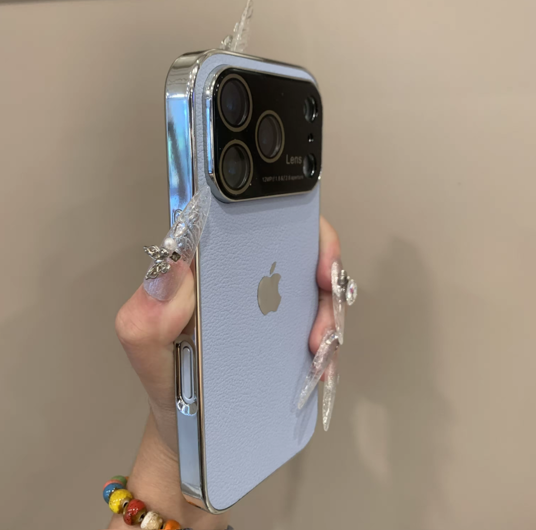 rn-image_picker_lib_temp_03404e7c-f083-4a09-832d-9b0a71c19ef9.png MaxView Clear Window Anti-Slip Case for iPhone