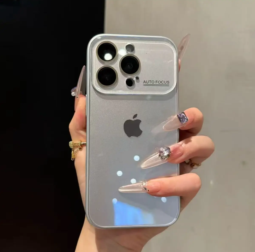 rn-image_picker_lib_temp_83c2b8a4-8c47-434c-b773-24ce97648c6a.png Premium Large-Window Quick-Change iPhone Case – Compatible with iPhone models