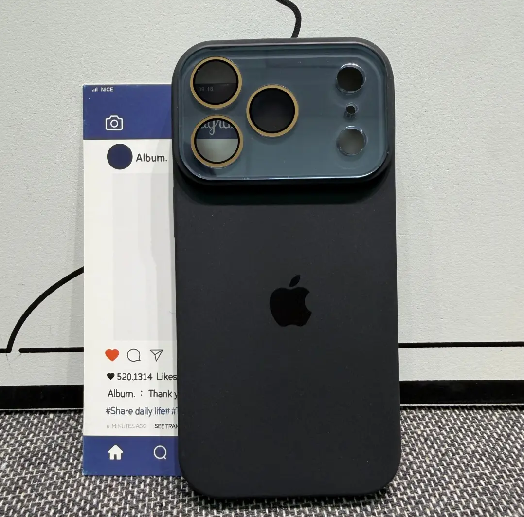 rn-image_picker_lib_temp_967fc5d9-413d-49d4-9565-df129e75b3e1.png Style Plain-Thin Full-Coverage Silicone Phone Case with Integrated Camera Button