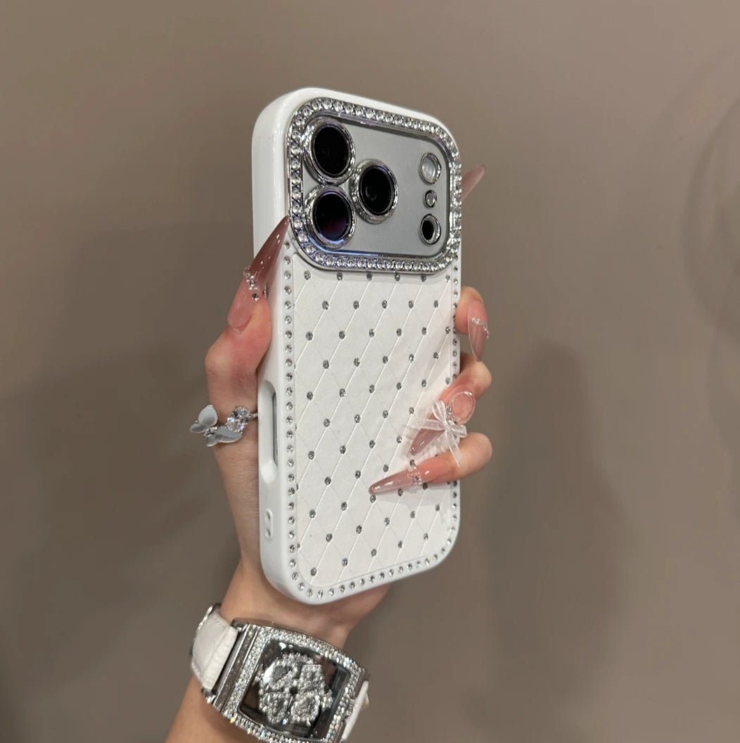 rn-image_picker_lib_temp_a84b6400-566c-4ba6-86bc-52f92e9f7bb5.jpg Diamond-studded thickened shockProof case